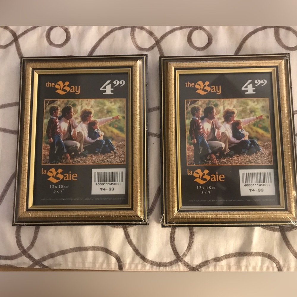 The Bay Gold Photo Frame - Pack of 2 (5 x 7)